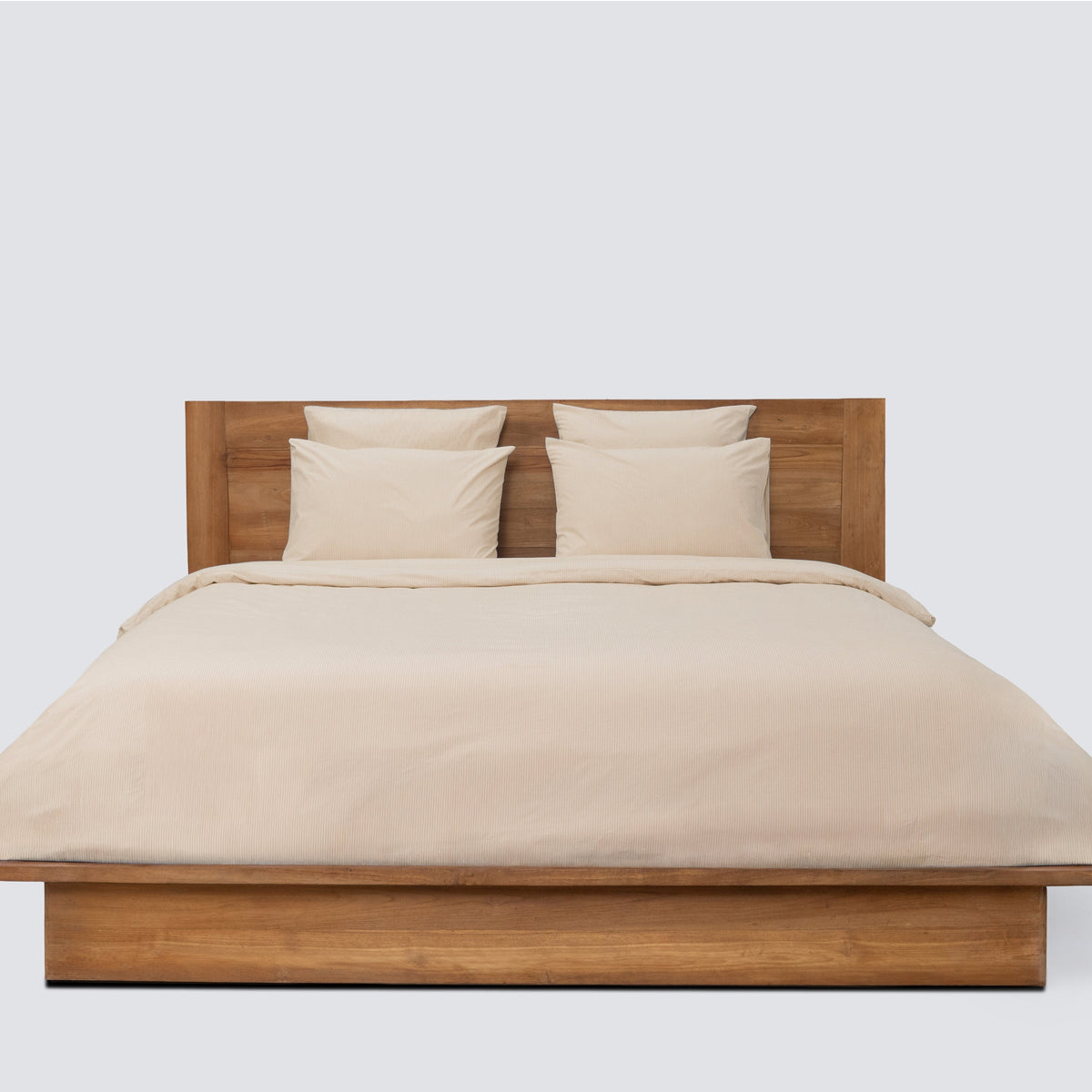 Beige/valkoinen